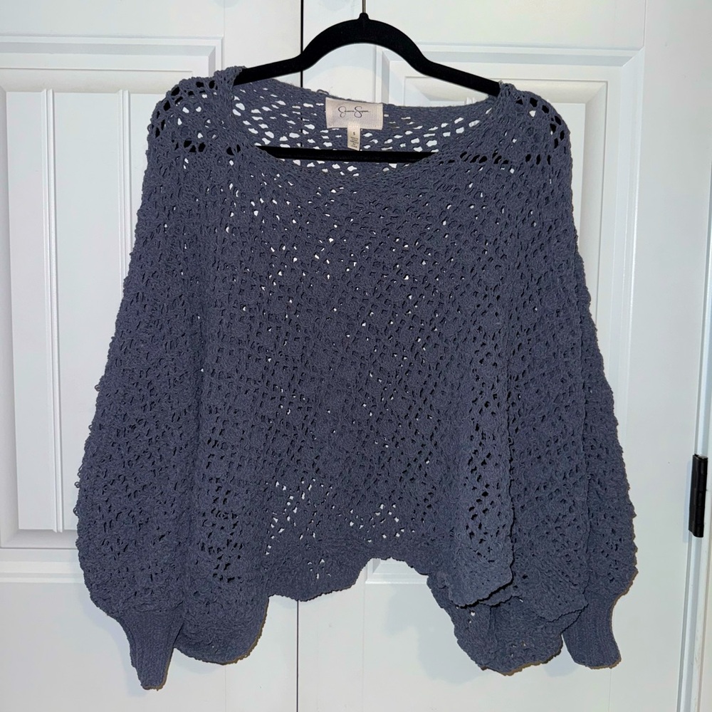 Jessica Simpson Oversized Scalloped Batwing
Sweater Women's Small